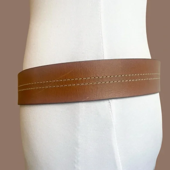 Wide Brown Leather Belt Oval Buckle 90s Size S/M - Picture 3 of 17